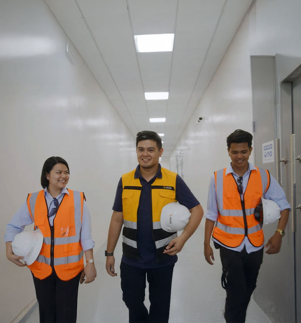 ACEN employees at project site